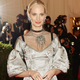 Image for article titled Vogue Editor's Neighbors Are Pissed About Her Stupid Geothermal Well